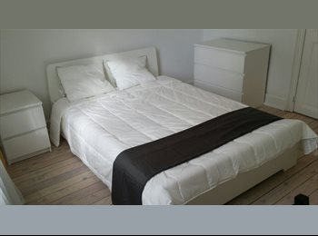 Appartager BE - CHAMBRE/STUDIO meublé dans une maison, Braine-l'Alleud - 550 € pm