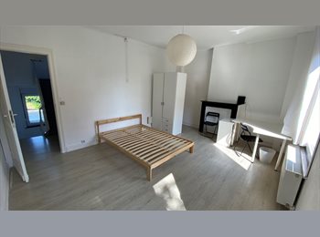 Appartager BE - Chambre meublée 150 m.CHWAPI, Tournai - 360 € pm