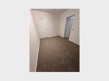 Appartager BE - Chambres neuves avec salle de bain privative dans maison 4 façades avec jardin – Proche transports e, Braine-l'Alleud - 750 € pm