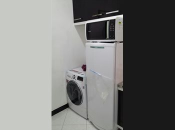 Roomgo BR - Studio Mobiliado Lindo ao Lado Metrô Local Seguro Tranquilo, Tatuapé - R$ 990 Por mês