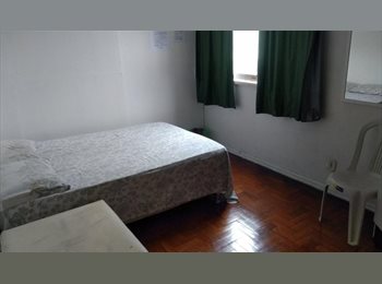 Roomgo BR - Quarto/Room in Copacabana near Metro General Osório/Ipanema, Ipanema - R$ 1.300 Por mês