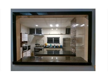 Roomgo BR - Contas inclusas. Fundão, UFRJ, Centro da Cidade. Local super agradável., Ilha do Governador - R$ 1.200 Por mês