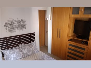 Roomgo BR - Suíte em Pinheiros bem localizado, Pinheiros - R$ 2.500 Por mês