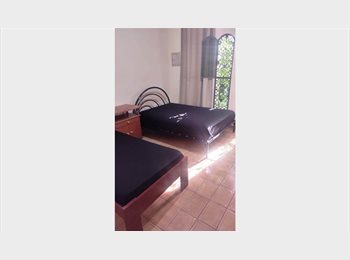 Roomgo BR - QUARTO - INDIVIDUAL com CAMA CASAL, Mooca - R$ 1.350 Por mês