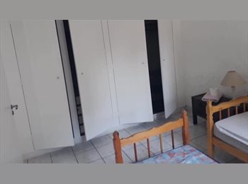 Roomgo BR - QUARTOS DUPLOS OU INDIVIDUAIS, Santo Amaro - R$ 500 Por mês