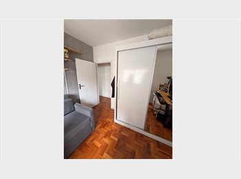 Roomgo BR - Quarto Mobiliado no Jardins (próx estação paulista e Consolação), Bela Vista - R$ 2.600 Por mês