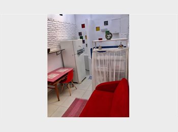 Roomgo BR - Pequeno apartamento charmoso, Saúde - R$ 1.980 Por mês