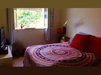 Roomgo BR - Pertinho da Paulista, SUITE ampla e ensolarada, Bela Vista - R$ 1.850 Por mês