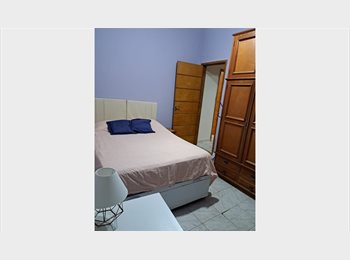 Roomgo BR - Quarto confortavel para alugar em Copacabana, Copacabana - R$ 2.300 Por mês