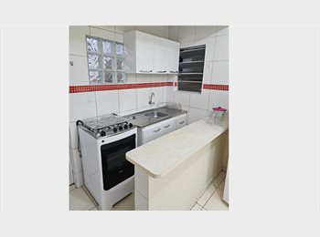 Roomgo BR - Kit MOBILIADA PARA UMA PESSOA, Liberdade - R$ 1.350 Por mês