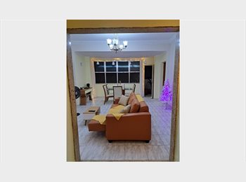 Roomgo BR - ALUGO QUARTO COM SUÍTE EM COPACABANA, Copacabana - R$ 2.700 Por mês