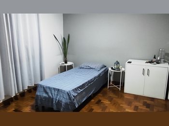 Roomgo BR - Suíte individual a 2 quadras  - Metrô Consolação/Paulista (linhas verde/amarela), Consolação - R$ 2.300 Por mês