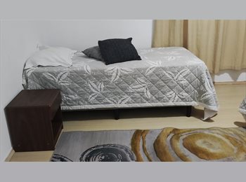 Roomgo BR - 1 VAGA - Quarto Duplo - Coliving, Curitiba - R$ 850 Por mês