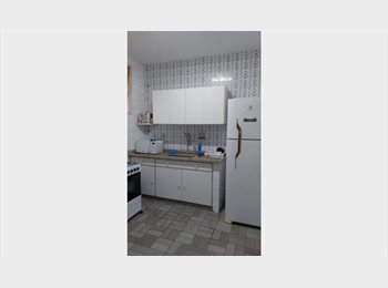 Roomgo BR - Alugo quartos individuais para rapazes na Savassi, Belo Horizonte - R$ 1.200 Por mês