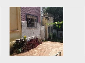 Roomgo BR - QUARTO SUITE MEZANINO METRÔ TRIANON MASP, Bela Vista - R$ 1.250 Por mês