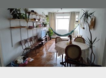 Roomgo BR - Quarto para locação próximo a Av Paulista, Bela Vista - R$ 2.000 Por mês