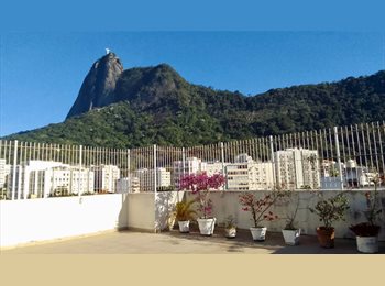 Roomgo BR - Quarto casal, Humaitá - R$ 1.800 Por mês