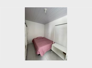 Roomgo BR - Suíte mobiliada em Moema, Campo Belo - R$ 1.500 Por mês