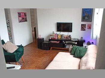 Roomgo BR - Vaga em apartamento Pinheiros / Vila Madalena, Pinheiros - R$ 1.860 Por mês