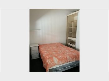 Roomgo BR - KITs, mobiliada, independentes, 35 m2,Metro, Campo Belo - R$ 2.250 Por mês