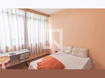 Roomgo BR - alugo vaga feminina em quarto, Belo Horizonte - R$ 1.200 Por mês
