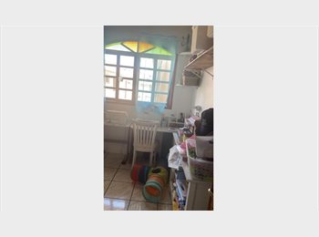 Roomgo BR - Quarto para mulheres no Campeche, Florianópolis - R$ 1.650 Por mês