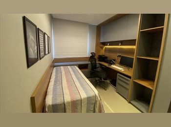 Roomgo BR - (Contas inclusas) - Quarto na Asa Sul para estudantes ou profissionais sem burocracia, Brasília - R$ 1.600 Por mês
