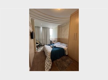 Roomgo BR - Suite 2, Itajaí - R$ 1.700 Por mês