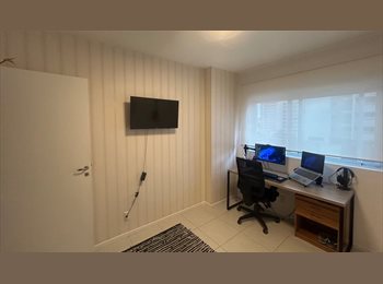 Roomgo BR - Quarto na Grande Florianópolis, Florianópolis - R$ 1.500 Por mês