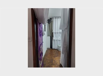 Roomgo BR - Alugo vaga em quarto compartilhado Pinheiros, Pinheiros - R$ 600 Por mês