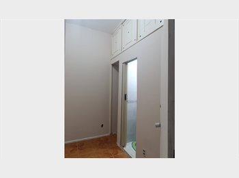 Roomgo BR - Alugo quarto na Tijuca, Maracanã - R$ 1.000 Por mês