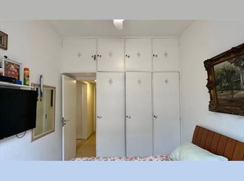 Roomgo BR - Alugo pra temporada , ou dia, Leblon - R$ 345 Por mês