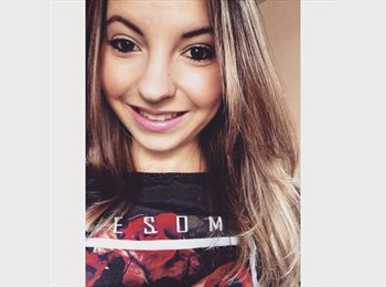 Roomgo BR - Melissa  - 32 - Porto Alegre