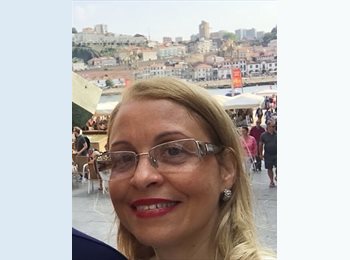 Roomgo BR - Cristiane - 54 - Vitória