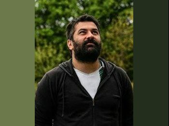 Roomgo BR - Max - 33 - Liberdade