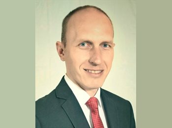 Roomgo BR - Charles - 47 - Jardim Paulista