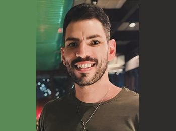 Roomgo BR - Breno - 34 - Liberdade