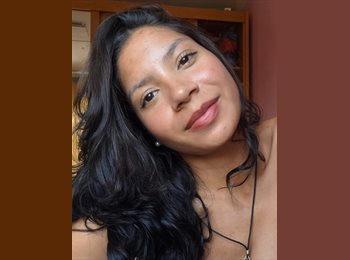 Roomgo BR - Jaqueline - 21 - Brasília