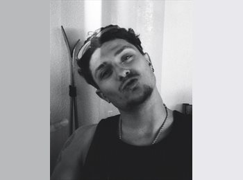 Roomgo BR - Vinicius Gramuglia Marin - 24 - Estácio