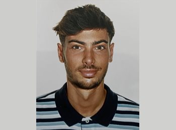 Roomgo BR - Carles - 26 - Maracanã