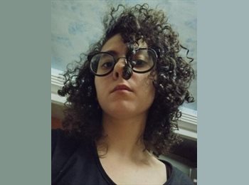 Roomgo BR - Lívia - 24 - Curicica