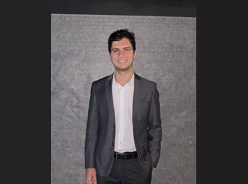 Roomgo BR - Vinicius  - 22 - Recife