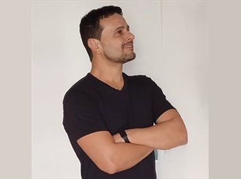 Roomgo BR - Vinicius - 44 - Maracanã