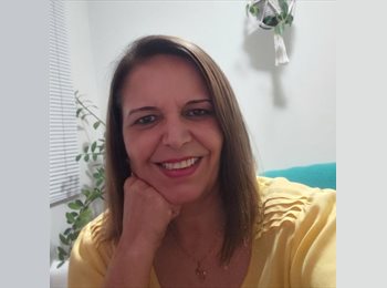 Roomgo BR - Andrea - 55 - Ipanema