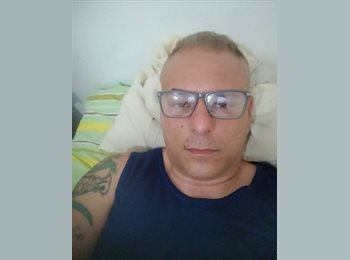 Roomgo BR - Diego  - 43 - Bela Vista