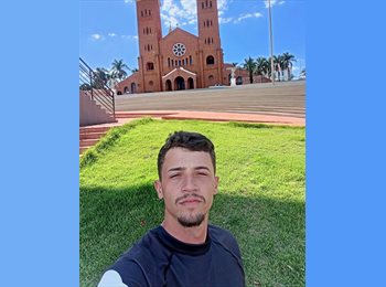 Roomgo BR - Celio - 24 - Brasília