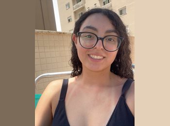 Roomgo BR - Pâmela - 18 - Curitiba