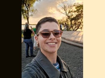 Roomgo BR - Gabriela - 23 - Porto Alegre