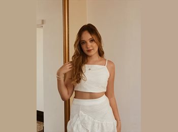 Roomgo BR - Nicole - 18 - Belo Horizonte