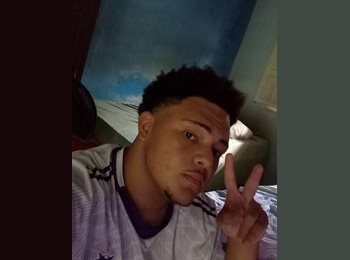 Roomgo BR - Francisco Emmanuel  - 18 - Vitória